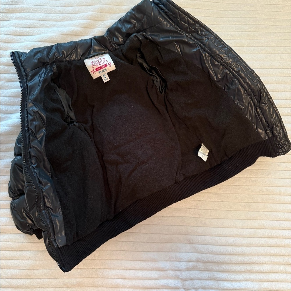 Children’s Place Shiny Black Kids Puffer Jacket - Picture 2 of 6